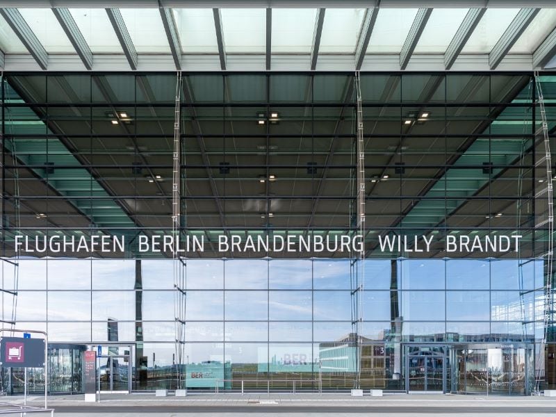 Budynek terminalu Port Lotniczy Berlin Brandenburg 1